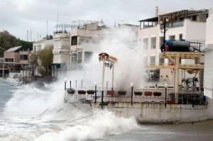 Strong winds and heavy rains struck the Aegean and Mediterranean regions