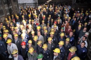 bodies-of-miners-in-northern-turkey-misidentified-2010-05-26_l